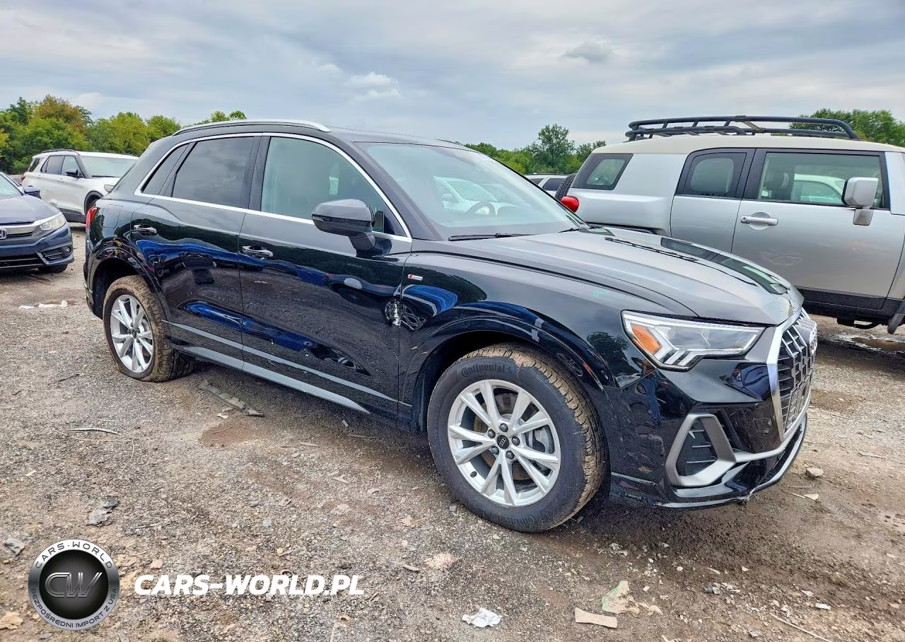 2025 Audi Q3 Premium S Line 45 VIN:WA1DECF39S1029672 - 4