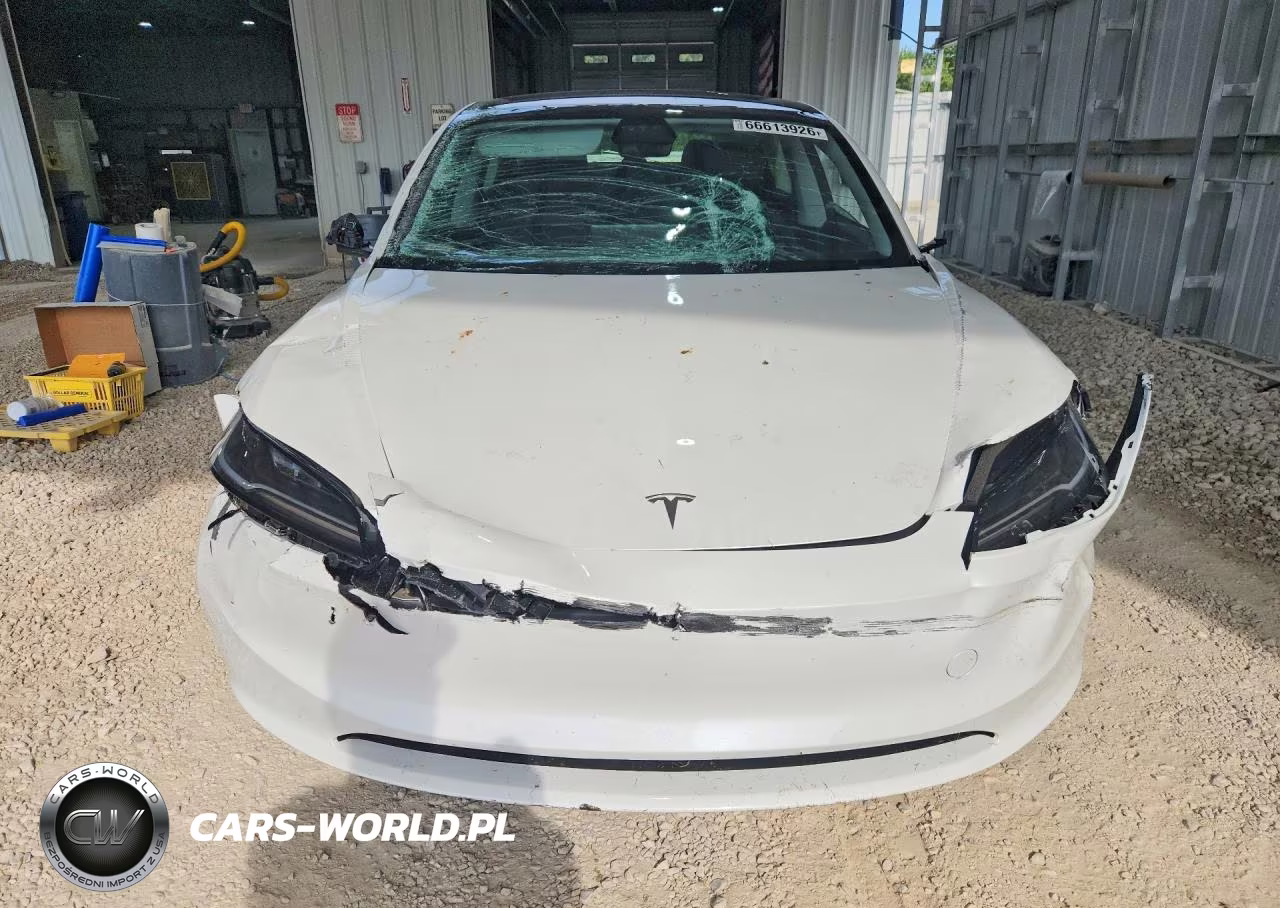 2025 Tesla Model 3 VIN:5YJ3E1EA6SF980196 - 5