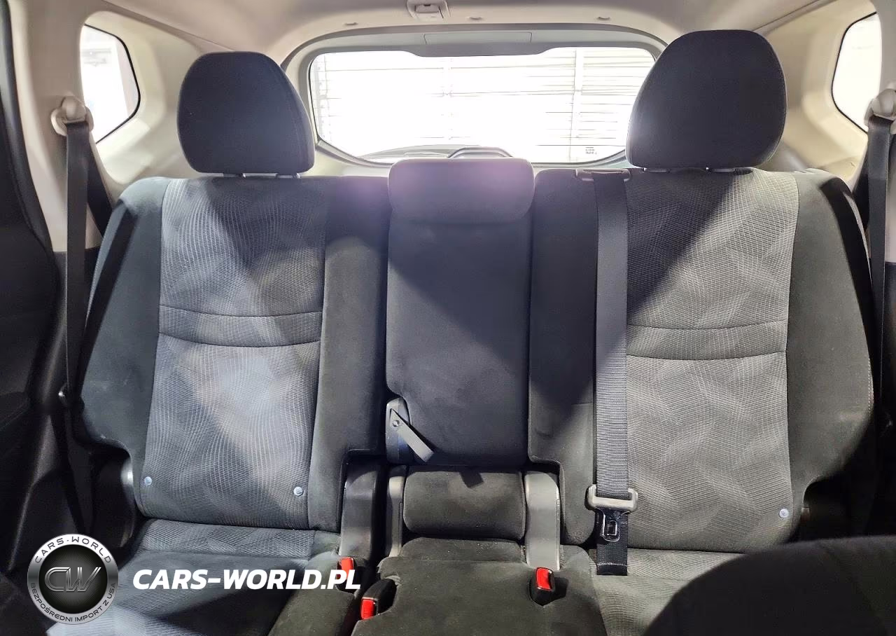 2015 Nissan Rogue VIN:5N1AT2MT3FC809250 - 10