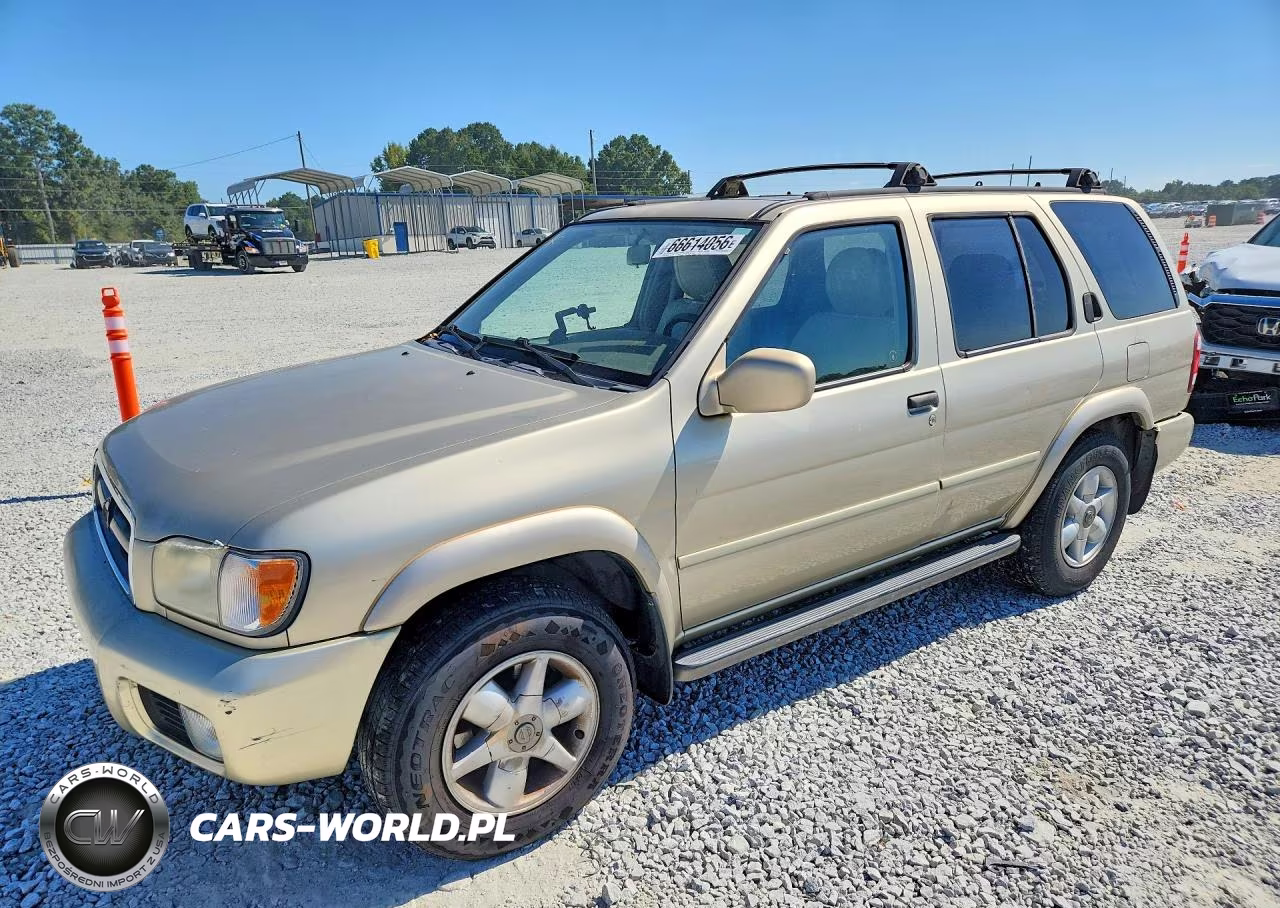 2000 Nissan Pathfinder Xe