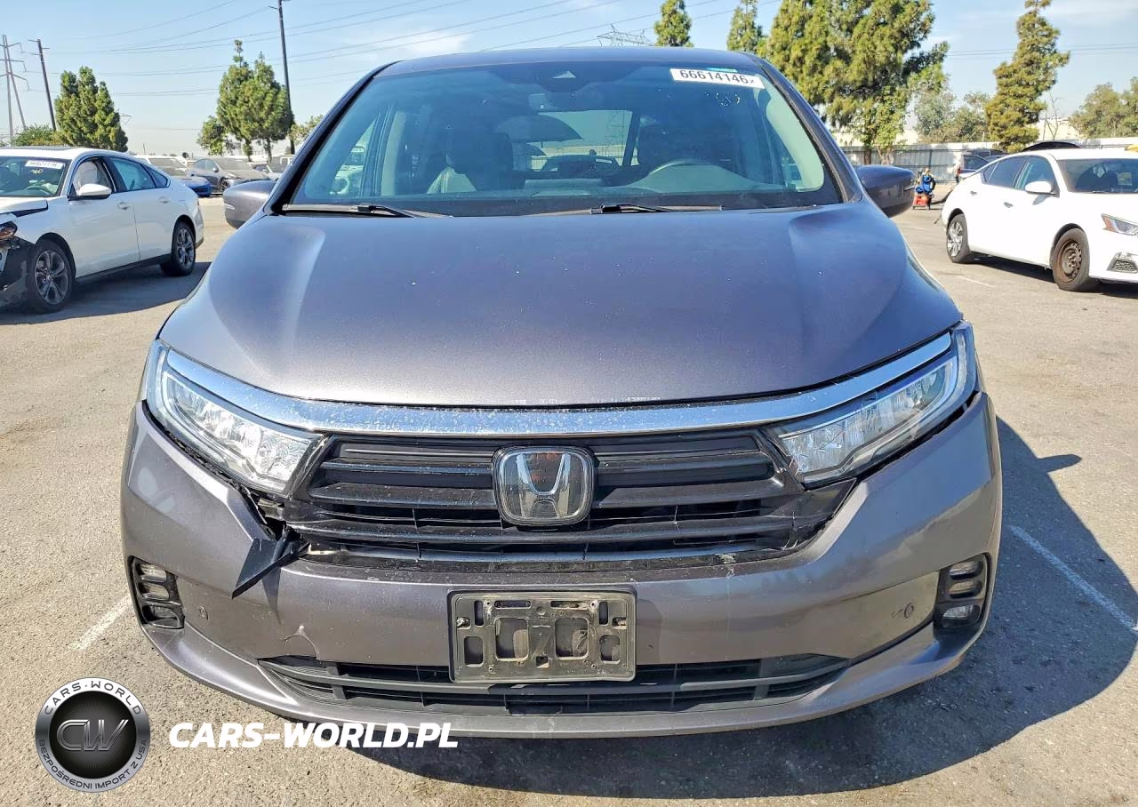 2023 Honda Odyssey Touring VIN:5FNRL6H80PB039646 - 5