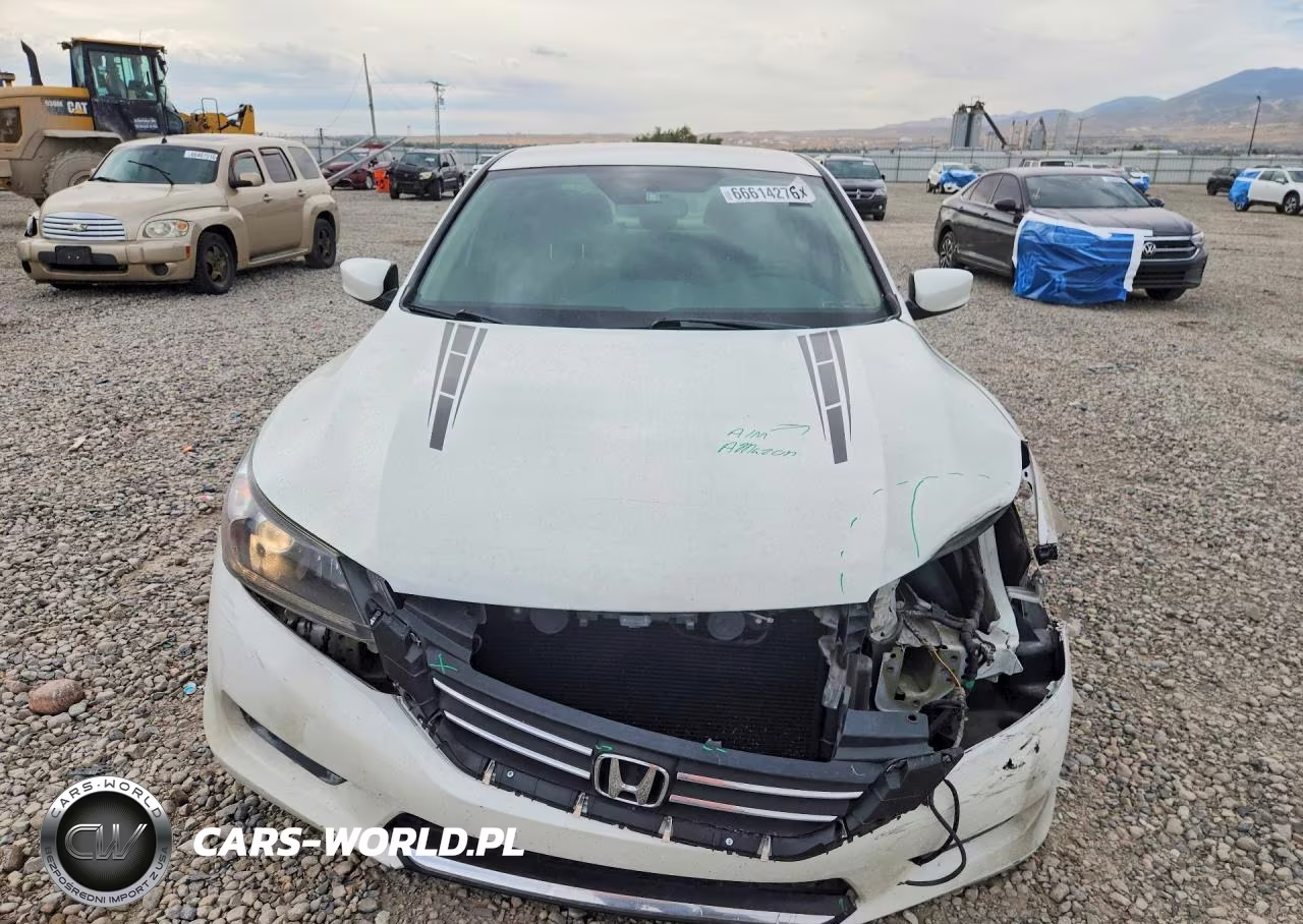 HONDA ACCORD LX VIN:1HGCR2F38DA199137 - 5