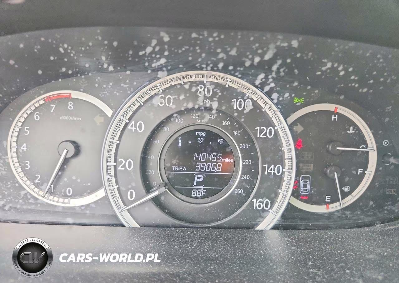 HONDA ACCORD LX VIN:1HGCR2F38DA199137 - 9