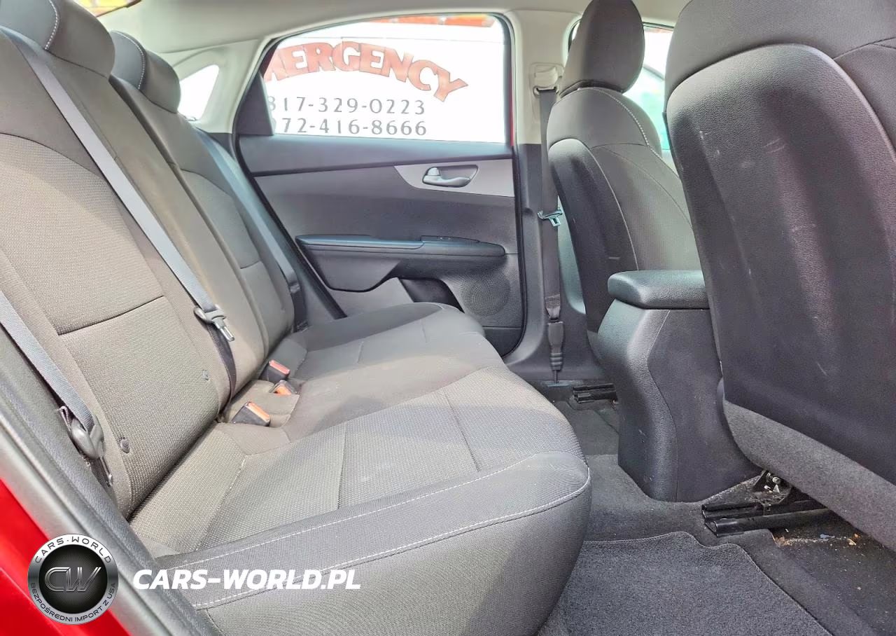 2019 Kia Forte Lxs VIN:3KPF24AD8KE077741 - 10