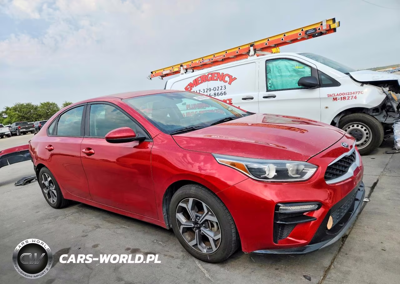 2019 Kia Forte Lxs VIN:3KPF24AD8KE077741 - 4