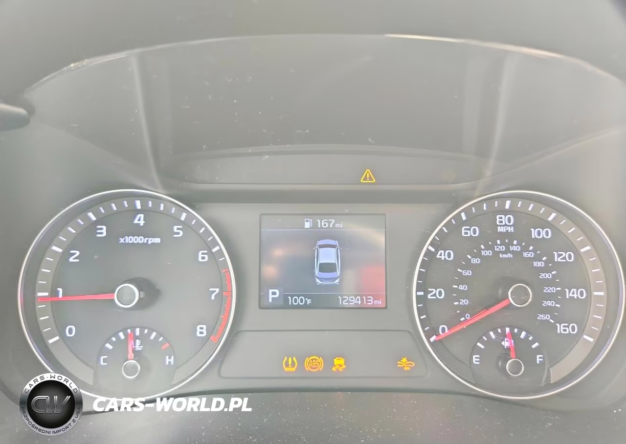 2019 Kia Forte Lxs VIN:3KPF24AD8KE077741 - 9