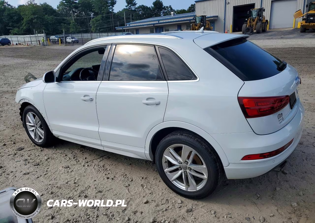 2016 Audi Q3 Premium Plus VIN:WA1EFCFS4GR021836 - 2