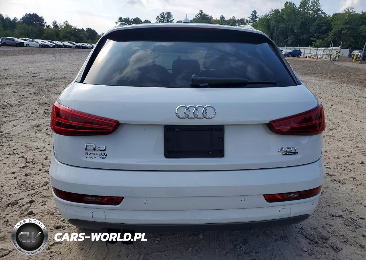 2016 Audi Q3 Premium Plus VIN:WA1EFCFS4GR021836 - 6