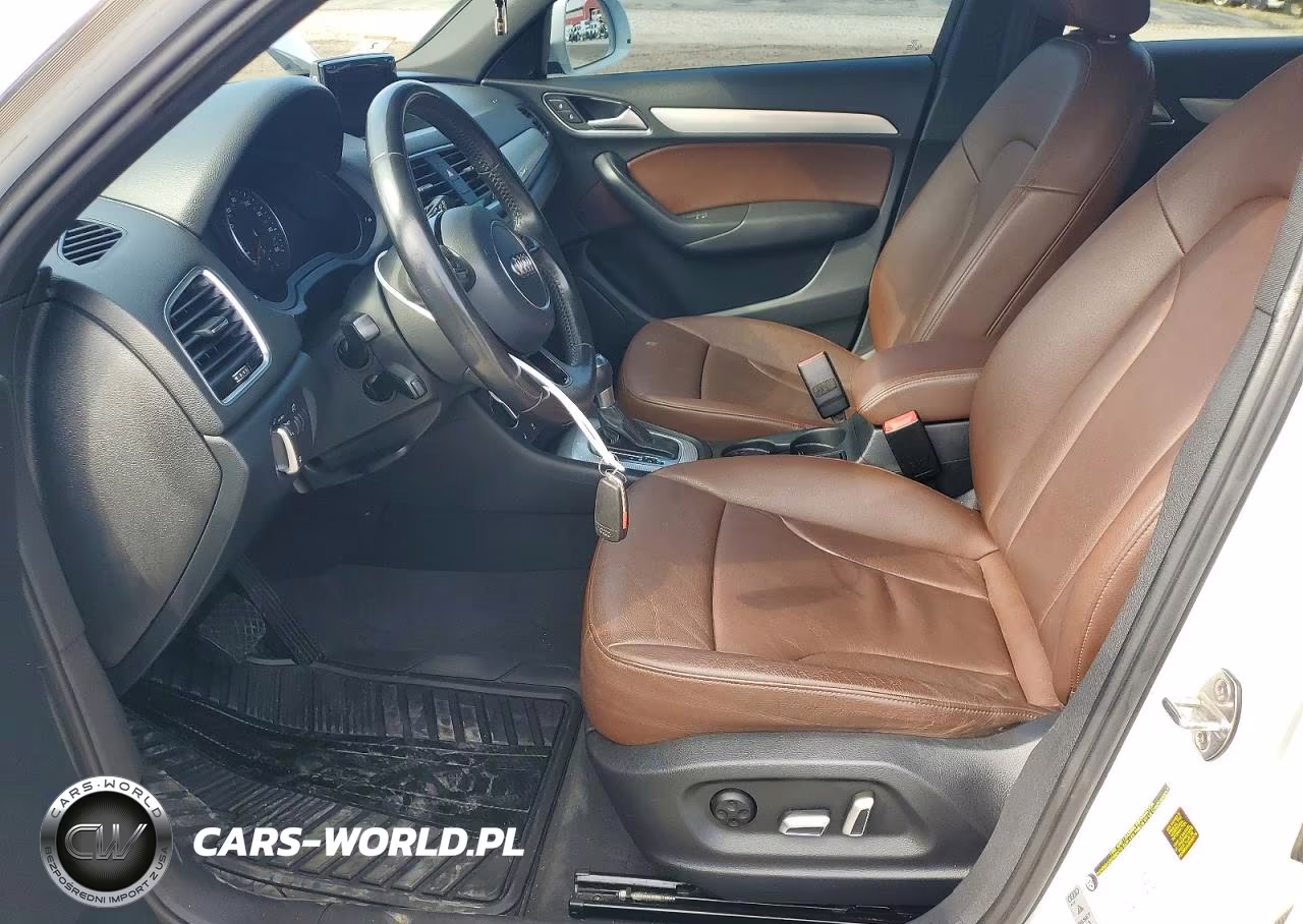 2016 Audi Q3 Premium Plus VIN:WA1EFCFS4GR021836 - 7