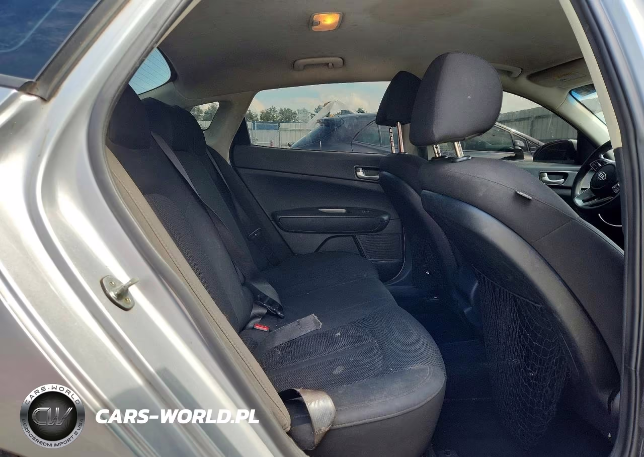 2019 Kia Optima Lx VIN:5XXGT4L31KG294545 - 10