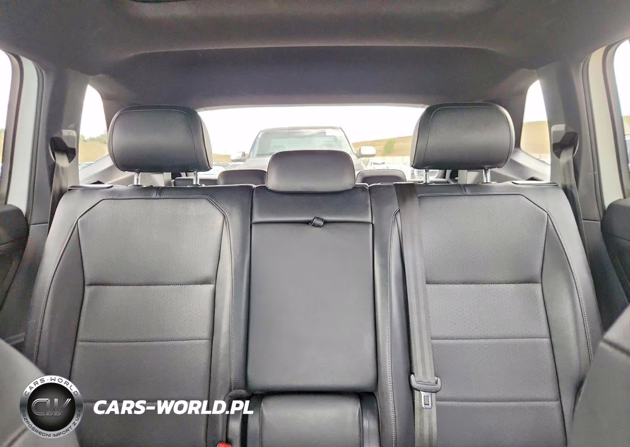 2020 Volkswagen Tiguan Se VIN:3VV3B7AX6LM113367 - 10