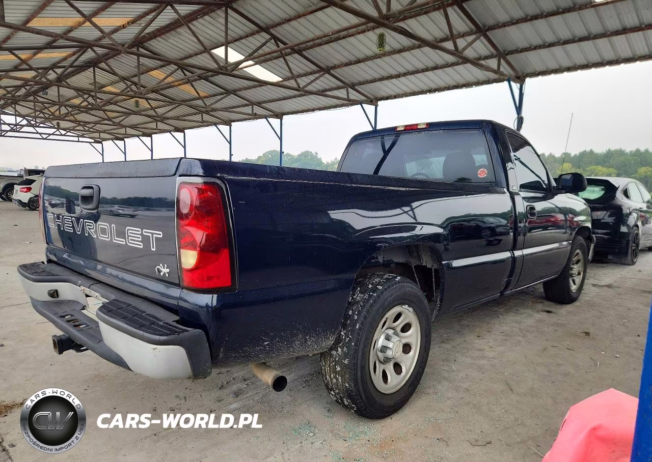 2007 Chevrolet Silverado C1500 Classic VIN:1GCEC14X87Z132410 - 3