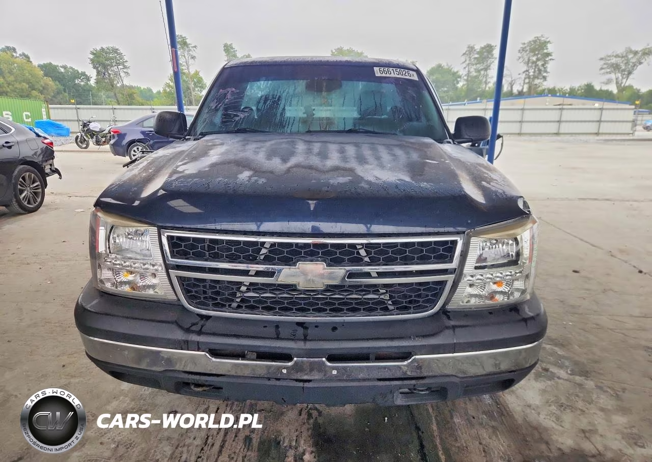 2007 Chevrolet Silverado C1500 Classic VIN:1GCEC14X87Z132410 - 5