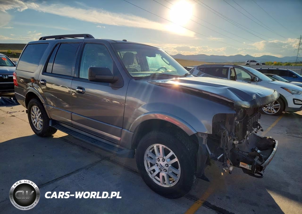2014 Ford Expedition Xlt VIN:1FMJU1J50EEF05390 - 4