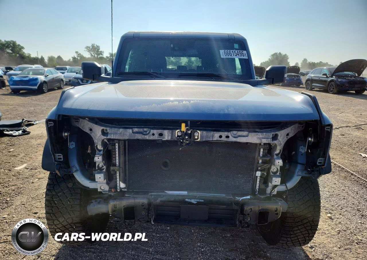 2024 Ford Bronco Wildtrak VIN:1FMEE2BP4RLA37069 - 5