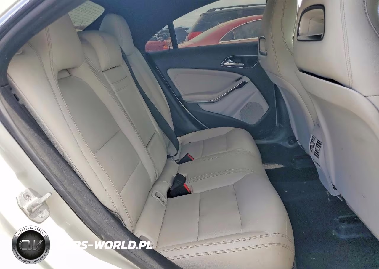 2018 Mercedes-Benz Cla 250 4Matic VIN:WDDSJ4GB9JN583019 - 10