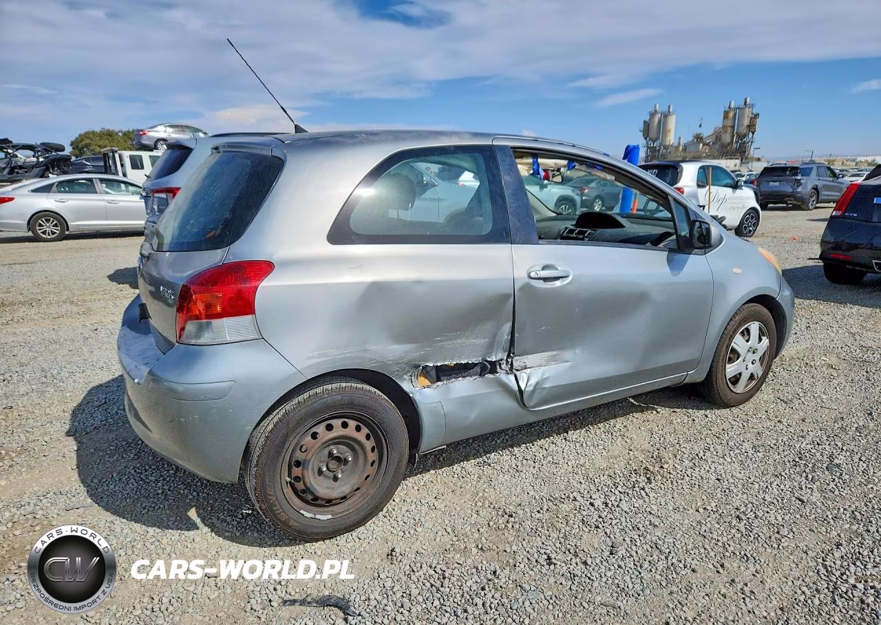 2009 Toyota Yaris Base VIN:JTDJT903495233275 - 3