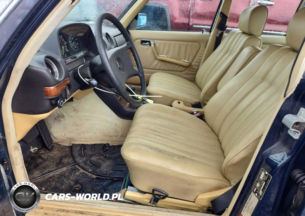 1983 Mercedes-Benz 300 Dt VIN:WDBAB33A8DB018940 - 7