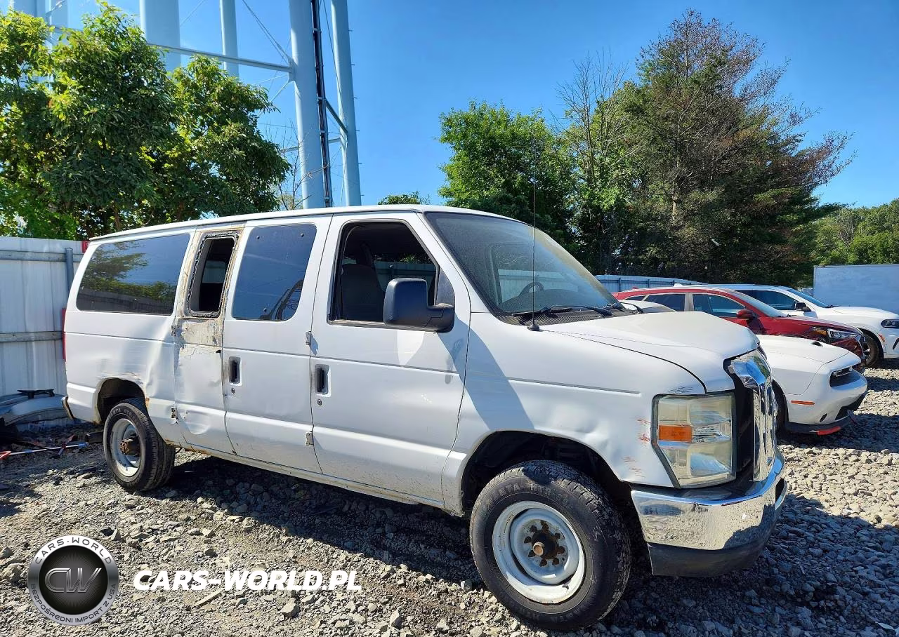 2008 Ford Econoline E350 Super Duty Wagon VIN:1FBNE31L48DB39686 - 4