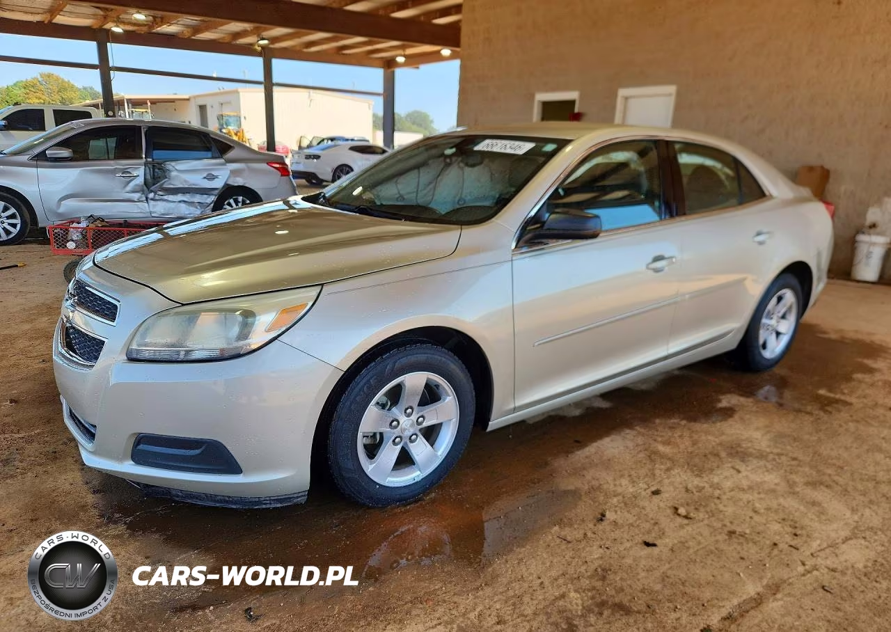2013 Chevrolet Malibu Ls VIN:1G11B5SA7DF310580 - 1