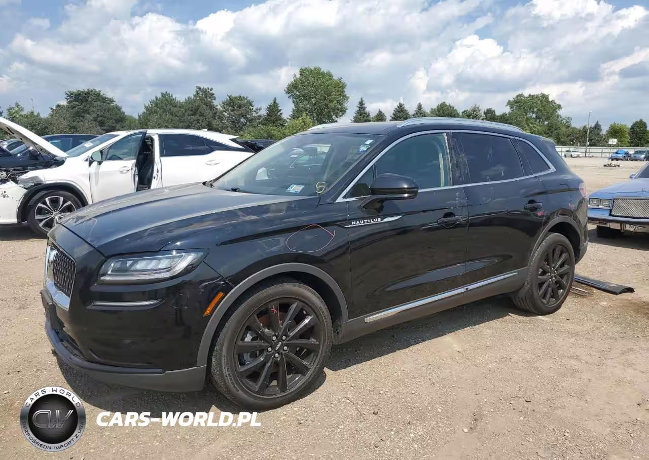 2021 Lincoln Nautilus Reserve