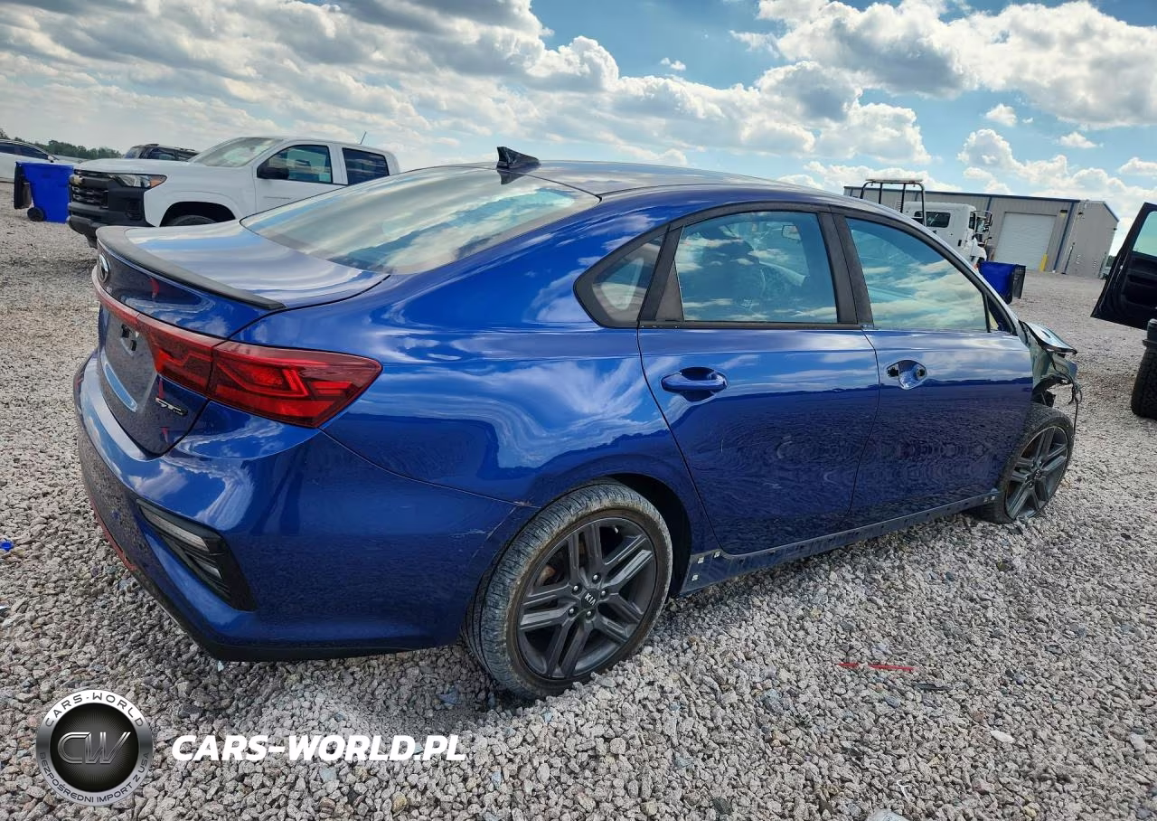 2020 Kia Forte Gt Line VIN:3KPF34AD3LE199311 - 3