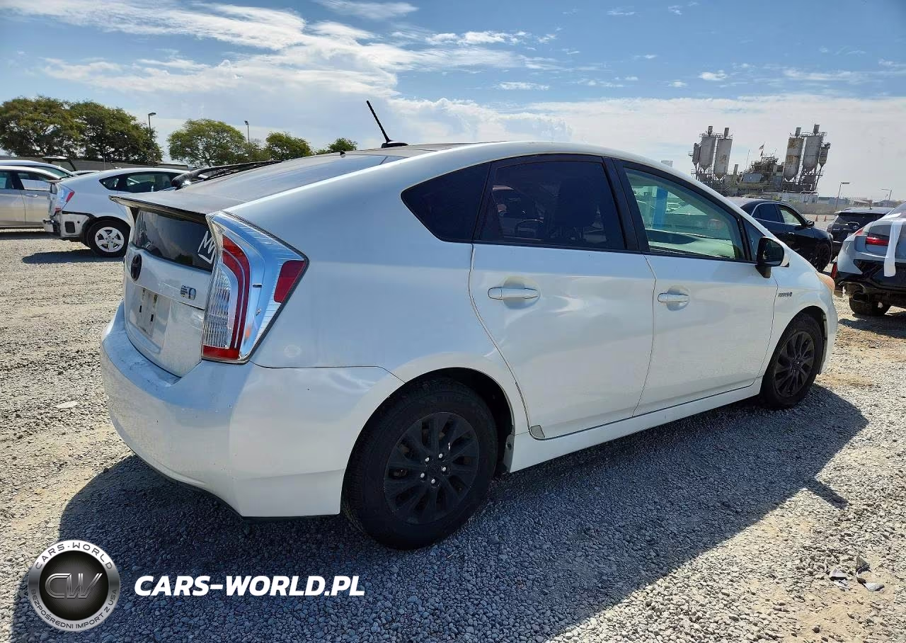 2012 Toyota Prius Five VIN:JTDKN3DU1C1496577 - 3