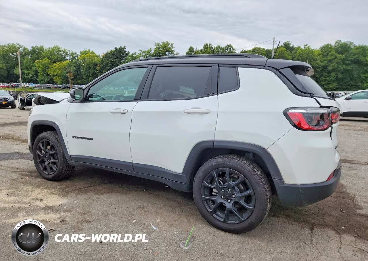 2024 Jeep Compass Latitude VIN:3C4NJDBN3RT139722 - 2