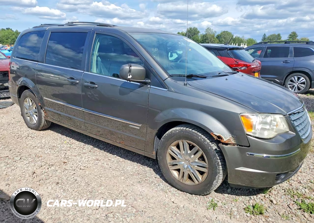 2010 Chrysler Town & Country Touring VIN:2A4RR5D10AR299181 - 4