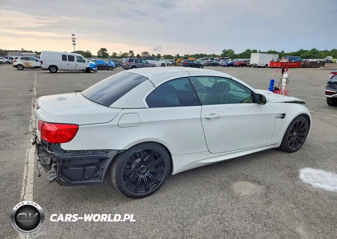 2013 BMW M3 VIN:WBSDX9C57DE785918 - 3