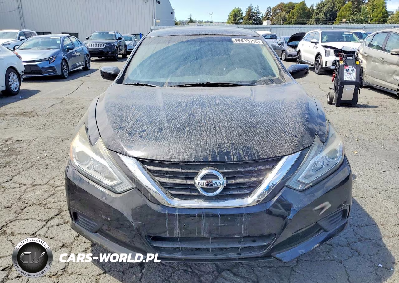 2017 Nissan Altima 2.5 S VIN:1N4AL3AP1HC493468 - 5