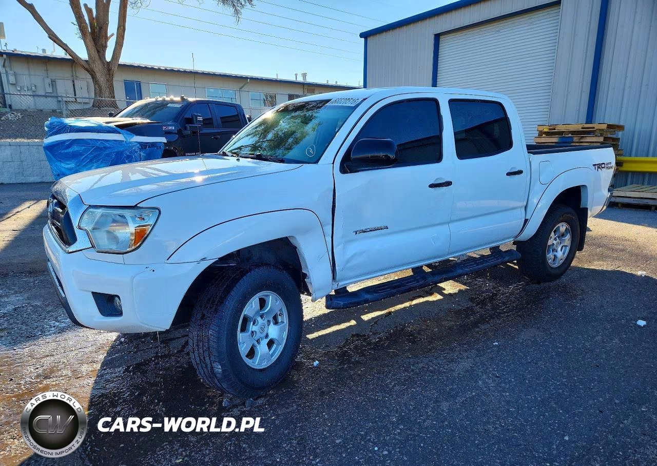 2015 Toyota Tacoma V6 – zdjęcie 1 z 12