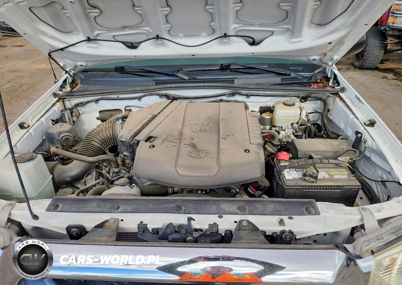 2015 Toyota Tacoma V6 VIN:3TMLU4EN1FM204342 - 11