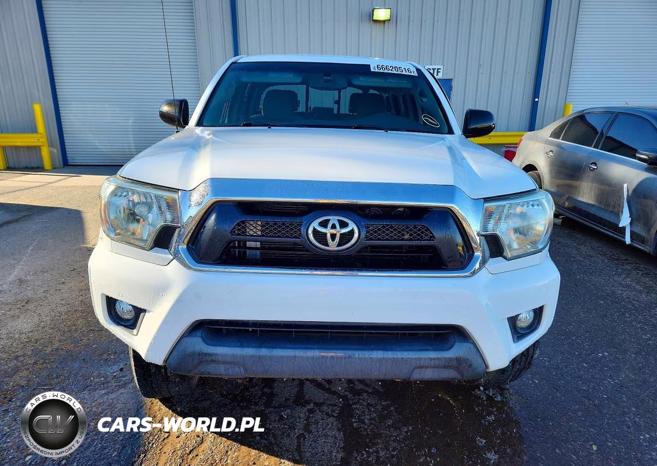 2015 Toyota Tacoma V6 VIN:3TMLU4EN1FM204342 - 5