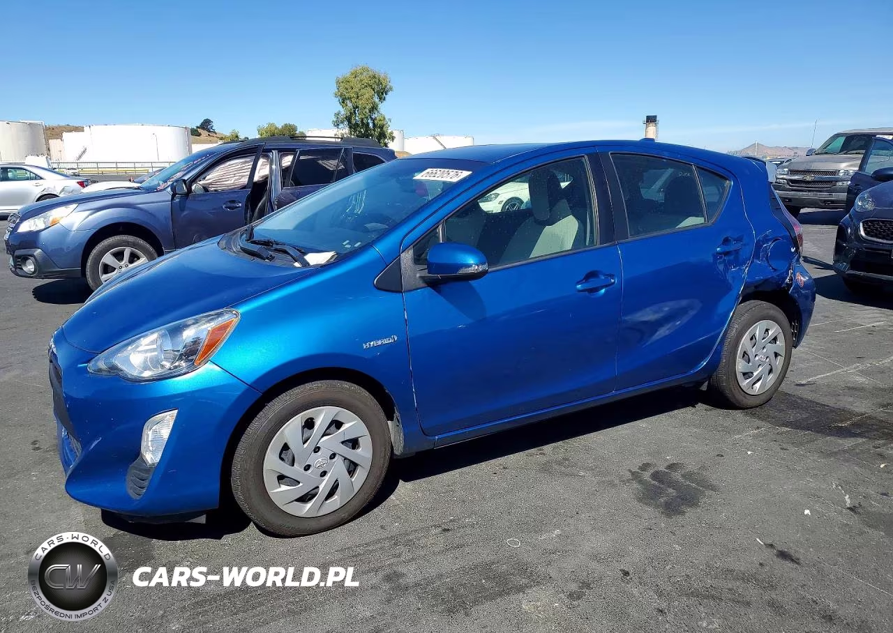 2016 Toyota Prius C One