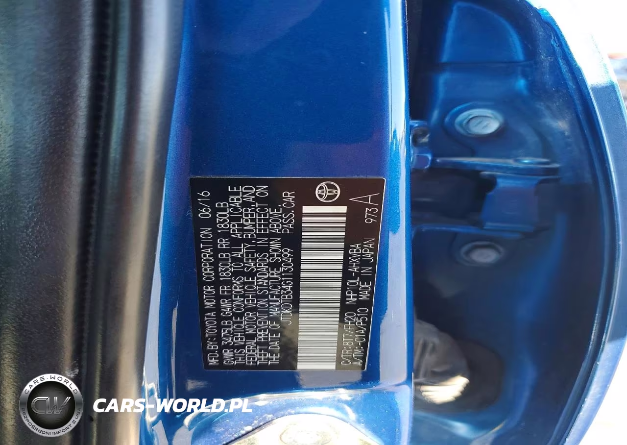 2016 Toyota Prius C One VIN:JTDKDTB34G1130499 - 12