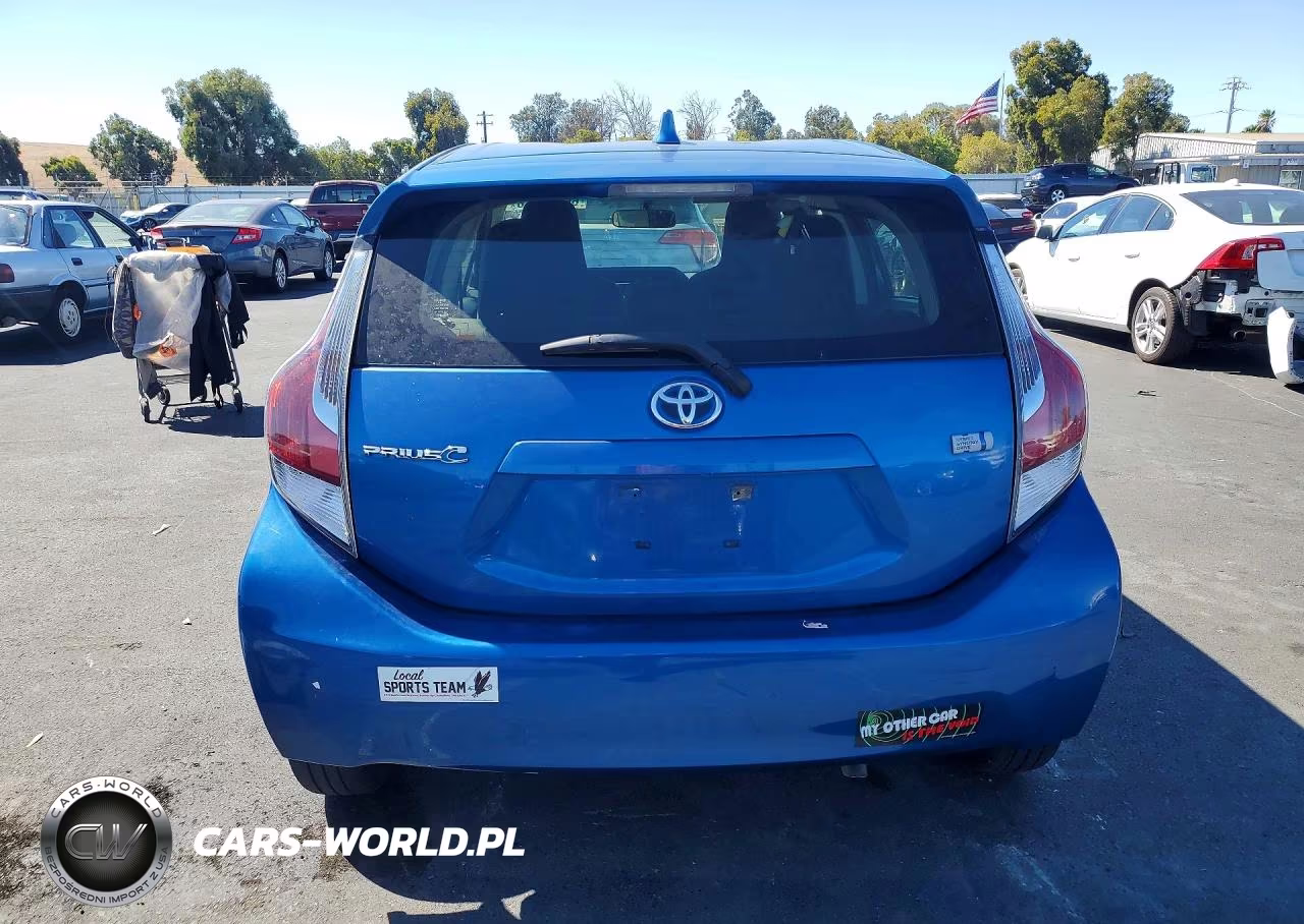 2016 Toyota Prius C One VIN:JTDKDTB34G1130499 - 6