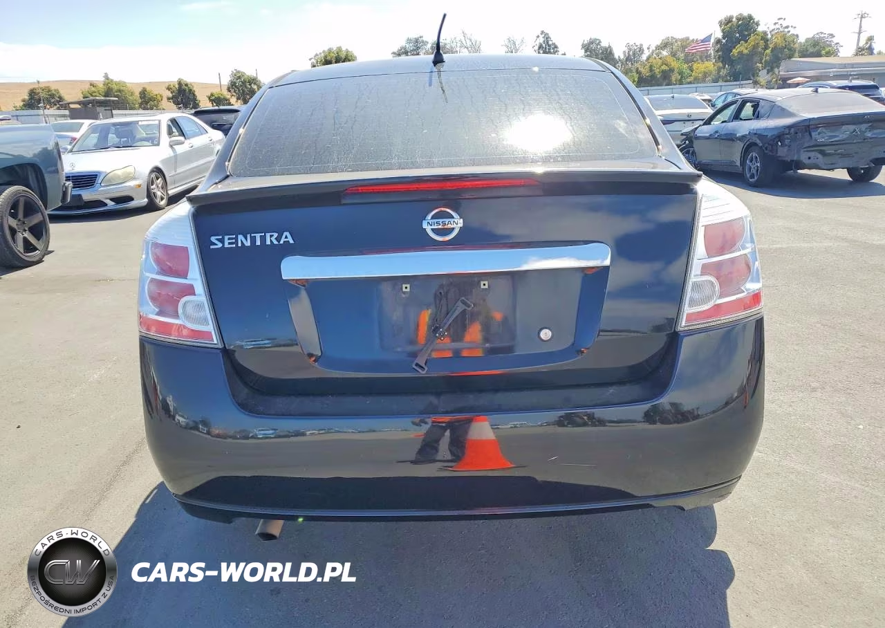 2011 Nissan Sentra 2.0 VIN:3N1AB6AP4BL680927 - 6