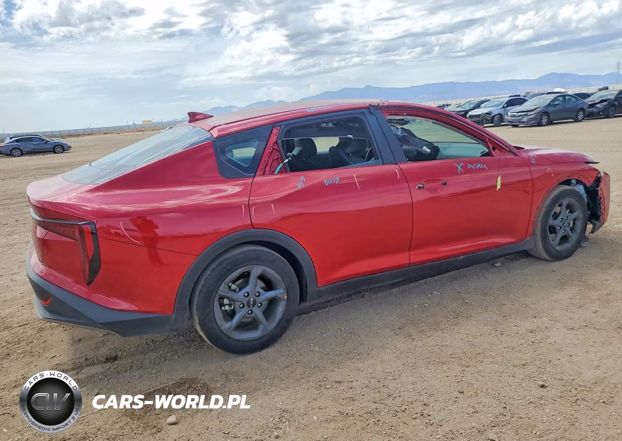 2025 Kia K4 Lxs VIN:3KPFT4DE3SE240832 - 3