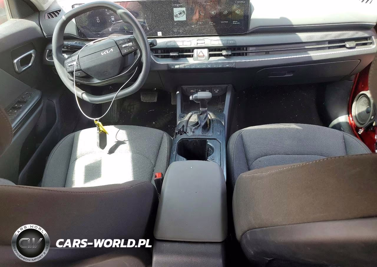 2025 Kia K4 Lxs VIN:3KPFT4DE3SE240832 - 8