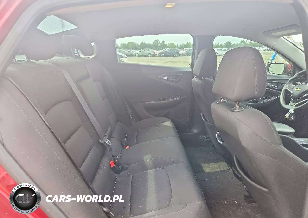 2018 Chevrolet Malibu Lt VIN:1G1ZD5ST9JF194454 - 10
