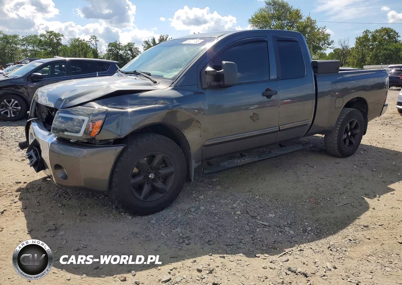 2011 Nissan Titan Sv