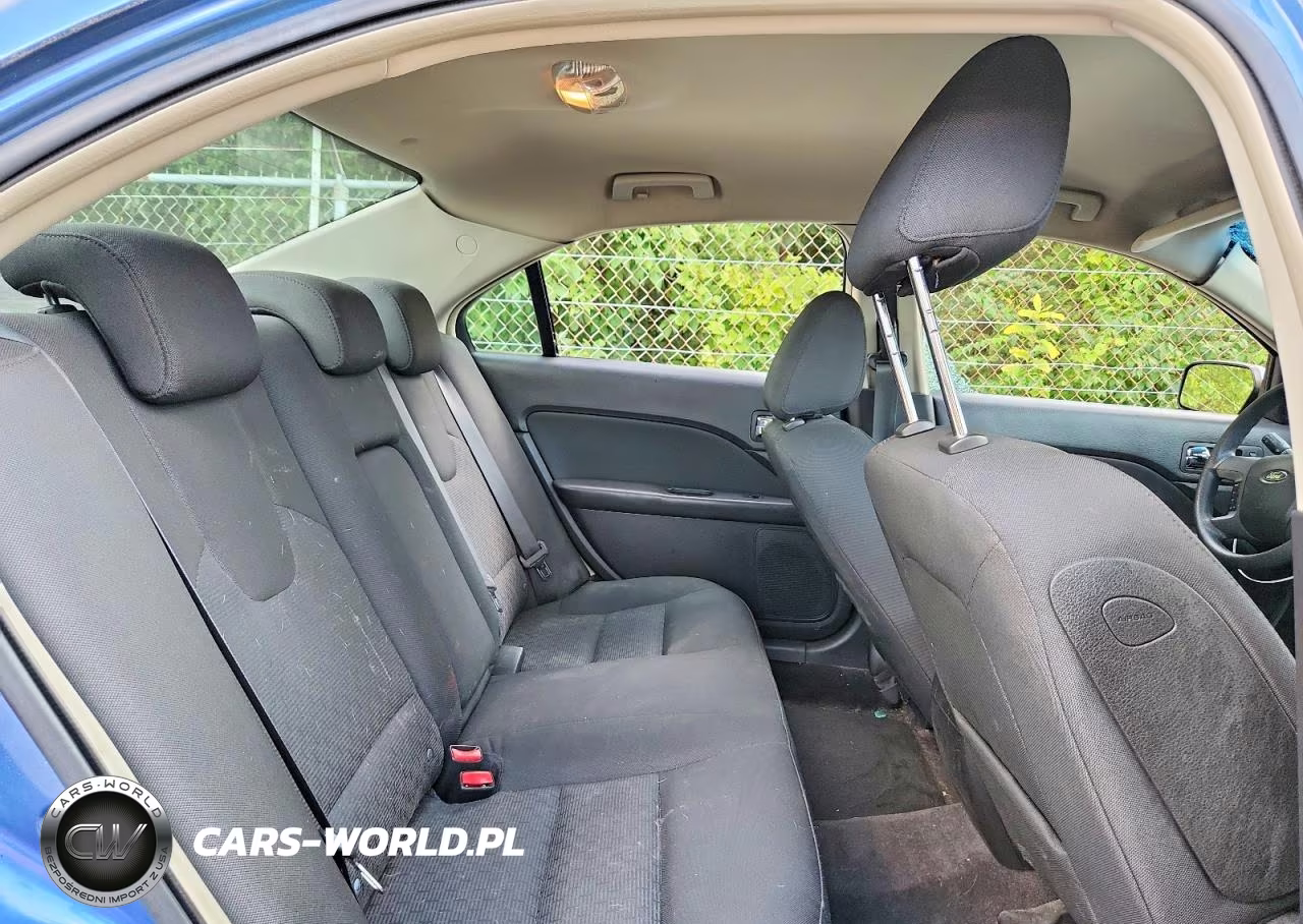 2010 Ford Fusion Se VIN:3FAHP0HA8AR124908 - 10