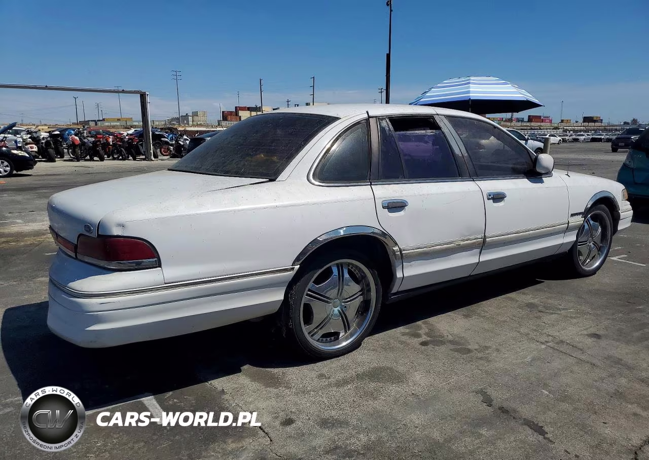 1993 Ford Crown Victoria Lx VIN:2FALP74WXPX134533 - 3