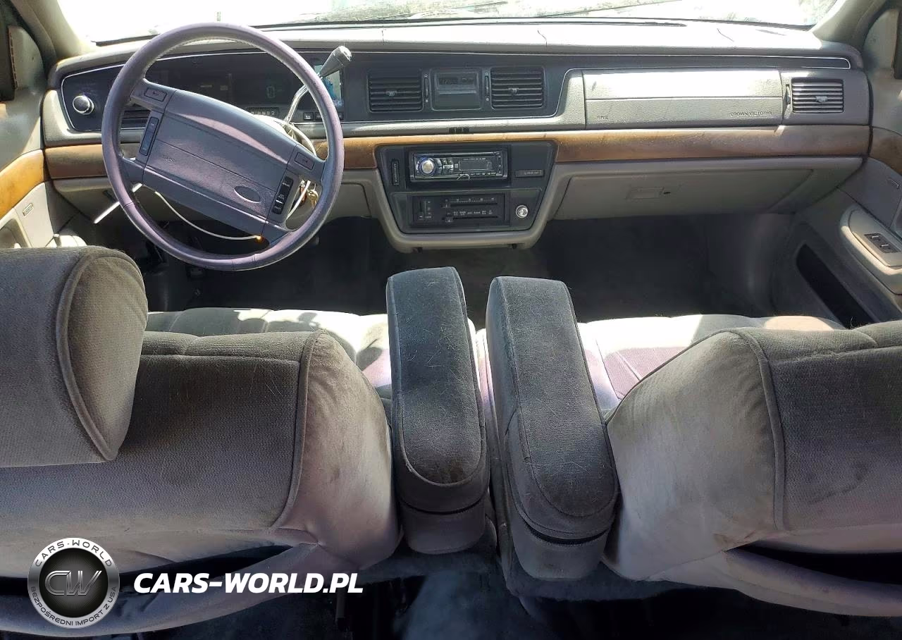 1993 Ford Crown Victoria Lx VIN:2FALP74WXPX134533 - 8