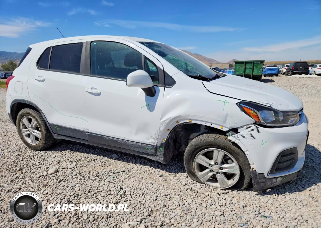 2021 Chevrolet Trax Ls VIN:KL7CJNSB9MB335352 - 4