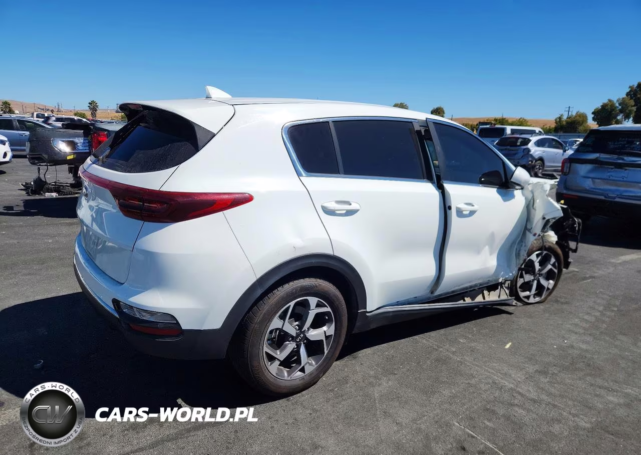 2020 Kia Sportage Lx VIN:KNDPM3AC4L7768962 - 3