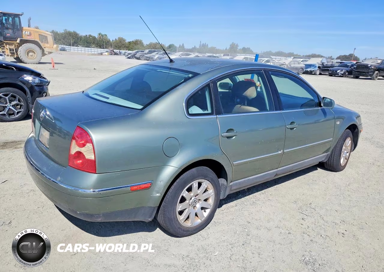 2003 Volkswagen Passat Gls VIN:WVWPD63B43P118812 - 3