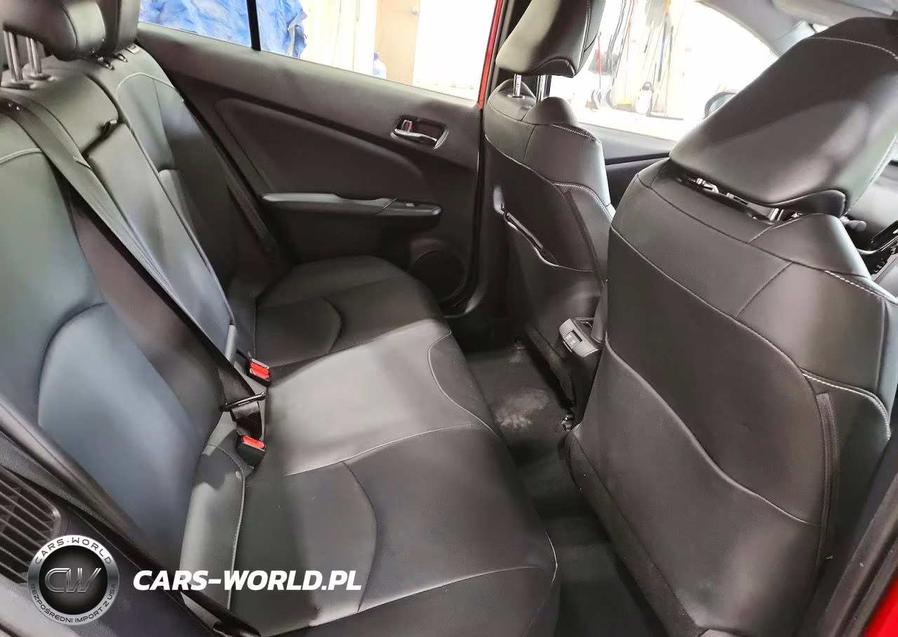 2022 Toyota Prius Prime Limited VIN:JTDKAMFP0N3203784 - 10