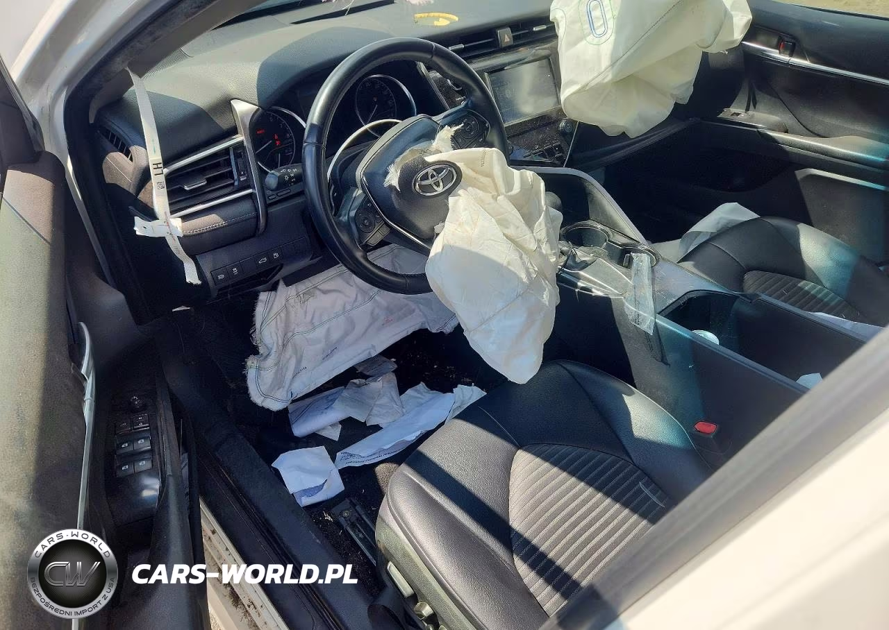 2018 Toyota Camry Se VIN:JTNB11HK1J3035983 - 8